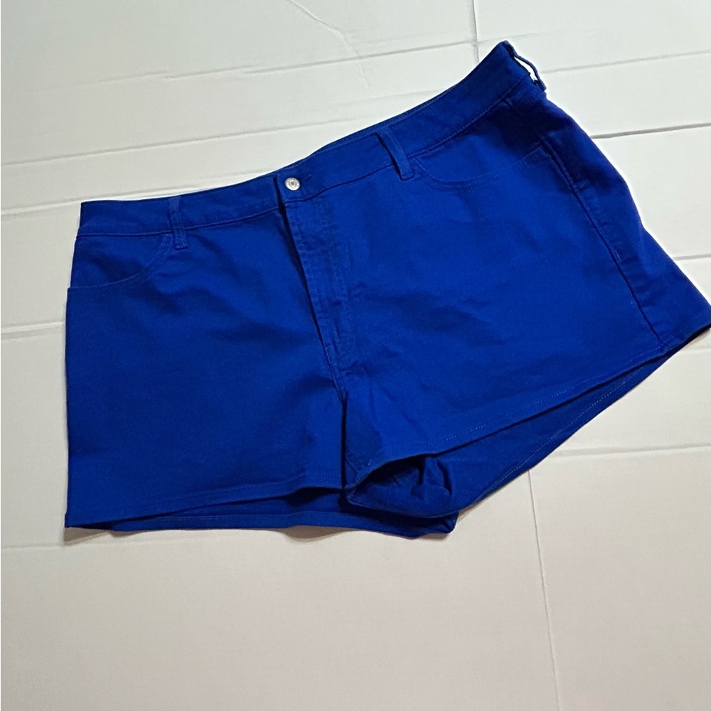 EUC 22 Old Navy WOW Blue Jean Shorts